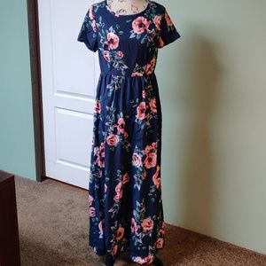 Women's Short Sleeve maxi dress